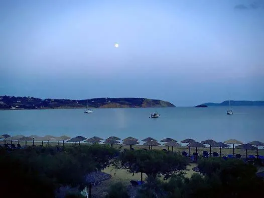 Methoni Beach Hotel מלון 3*