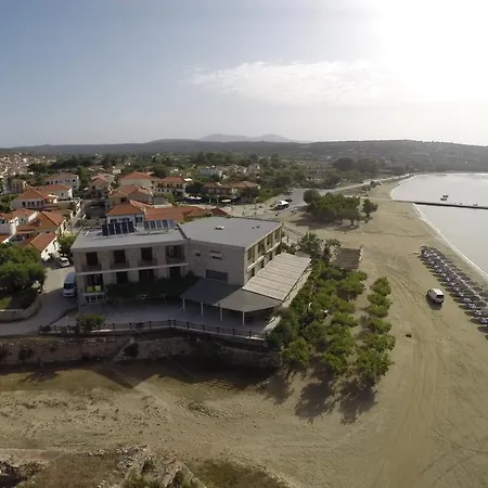 Methoni Beach Hotel Метони