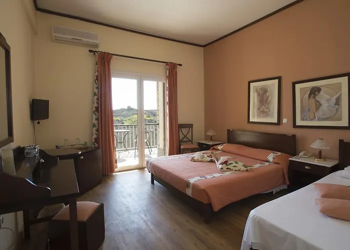 Methoni Beach Hotel 3*